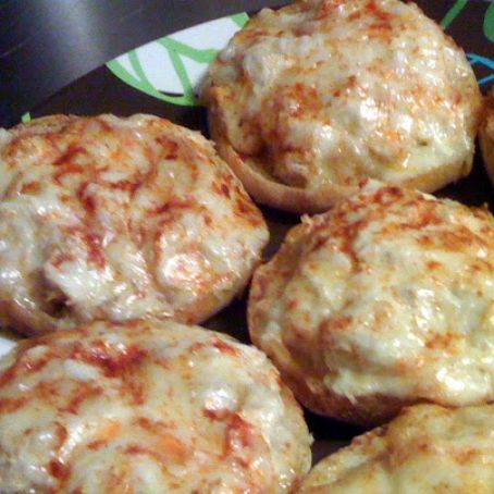 Crab & Cheese Sandwich Rounds