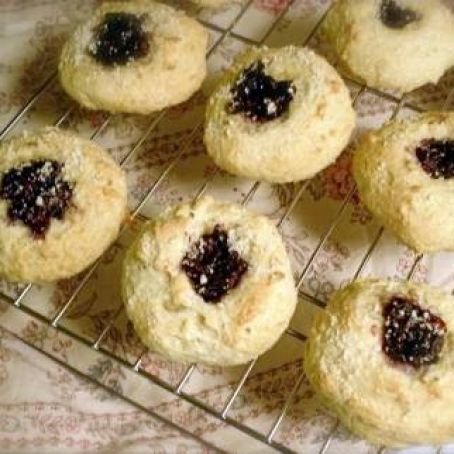 Gluten-Free Berry Pillow Cookies