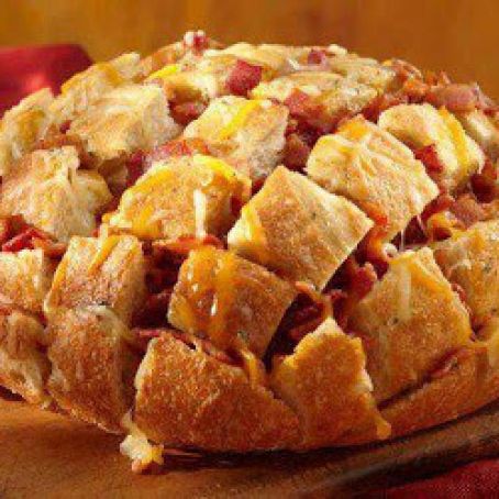 Bacon Cheddar Pull-Apart Bread