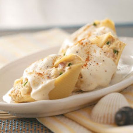 Creamy Seafood Stuffed Shells