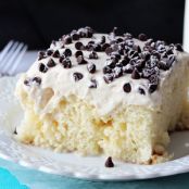 Cannoli Poke Cake