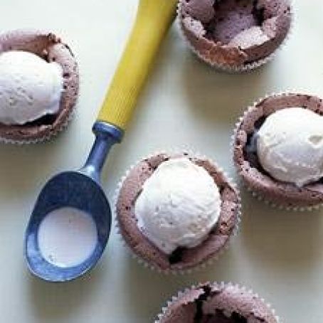 Flourless Chocolate Cupcakes