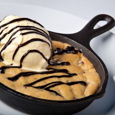 Skillet Cookie