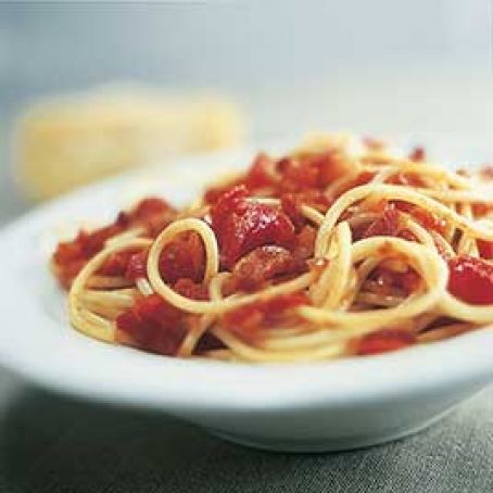 Pasta with Tomato, Bacon, and Onion—Pasta alla Amatriciana