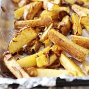 Chunky chips with caramelised onion & garlic