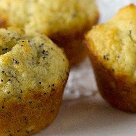 Low Carb Lemon Poppyseed Muffins