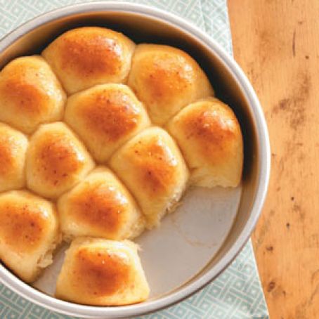 Baker's Dozen Yeast Rolls