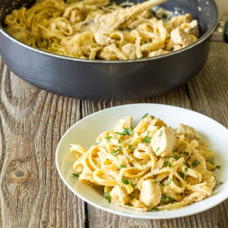 One Pot Wonder Cajun Chicken Alfredo