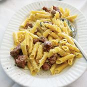 Macaronia me Loukanika ke Tiri (Pasta with Sausage and Cheese)