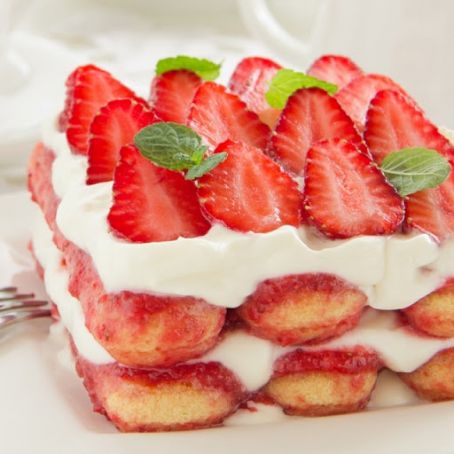 Strawberry Tiramisu