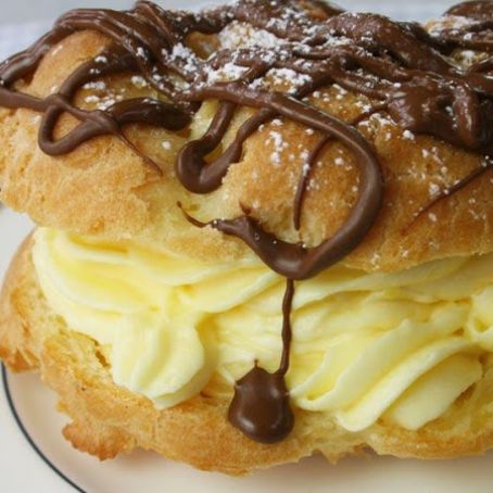 Giant Cream Puffs