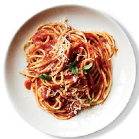 Sauce-Simmered Spaghetti al Pomodoro