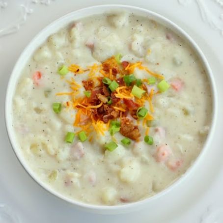 CREAMY HAM AND POTATO SOUP