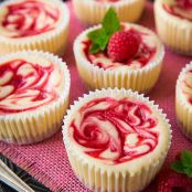 Raspberry Swirl Cheesecake Cupcakes