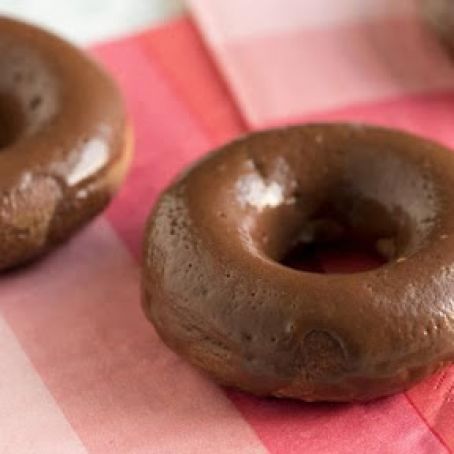 Easy Baked Chocolate Glazed Doughnuts