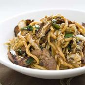 Pork Stir-Fry with Noodles (Lo Mein)