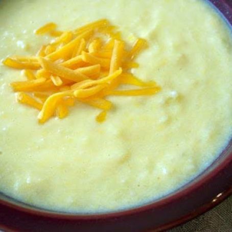 Cheesy Cauliflower Soup (Crock Pot/Slow Cooker) Recipe - (4.6/5)