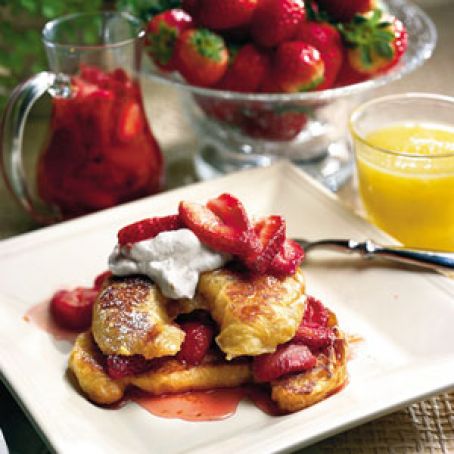 Croissant French Toast With Fresh Strawberry Syrup