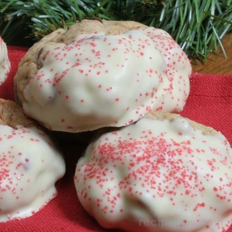 White Chocolate Dipped Oatmeal Cranberry Cookies