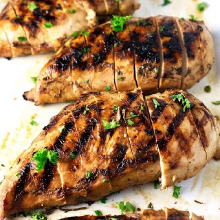 Best & Juiciest Grilled Chicken Breast