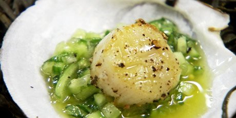 Pan-Grilled Scallops on Green Salad Recipe - (4.4/5) image
