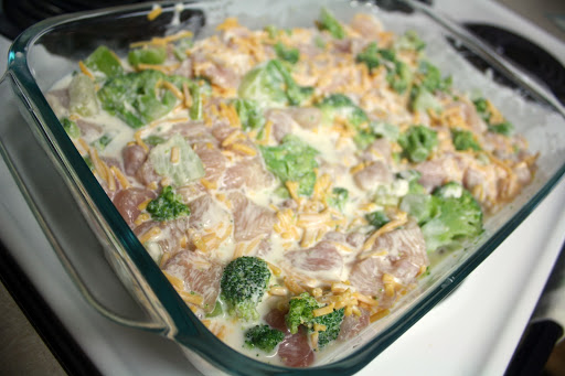 Mom's Creamy Chicken & Broccoli Casserole Recipe - (3.8/5) image