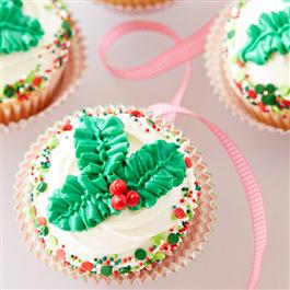 Holly Leaves Cupcakes Recipe - (4.3/5)